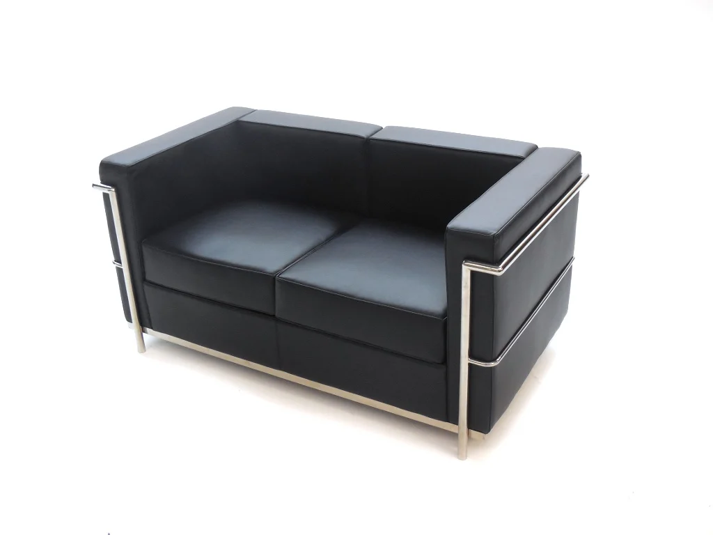 LC2 Loveseat